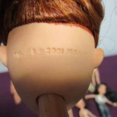 Lot 13 - 2001 & 2002 Bratz Dolls