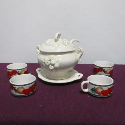 Lot 27 - Ceramic Soup Tureen With Spoon & Underplate