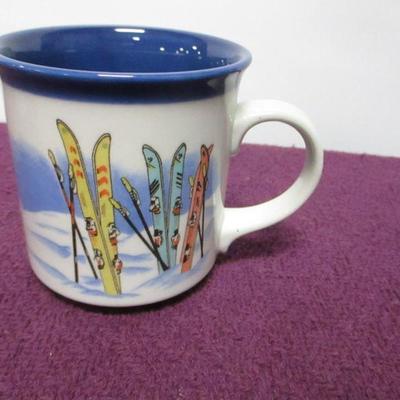 Lot 30 - Lot Of Coffee Tea Mugs
