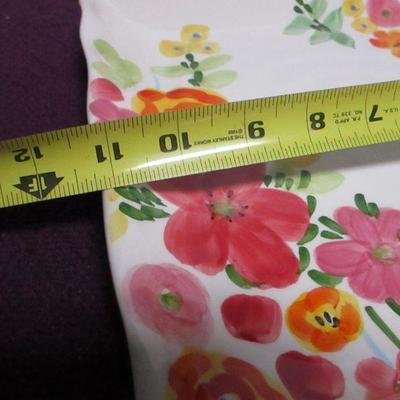 Lot 32 - Maxcera Group Floral Dishes