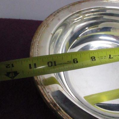 Lot 33 - Kitchen Items