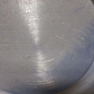 Lot 33 - Kitchen Items