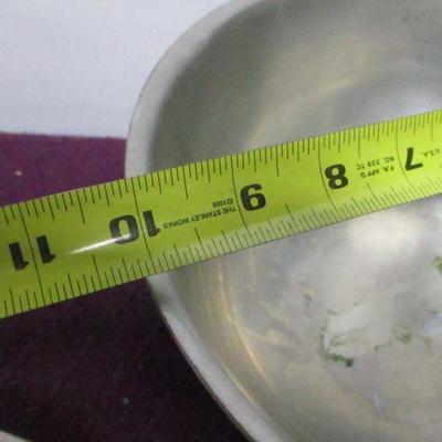 Lot 33 - Kitchen Items