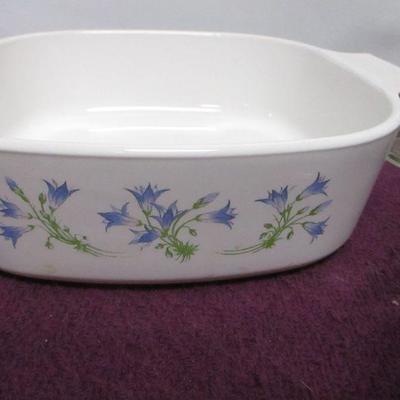 Lot 34 - Pyrex Corningware & Glass Items