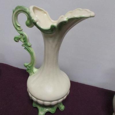 Lot 35 - Decorative Home Decor Items