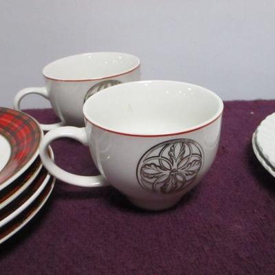Lot 37 - Mixed Lot Of Cups & Dishes