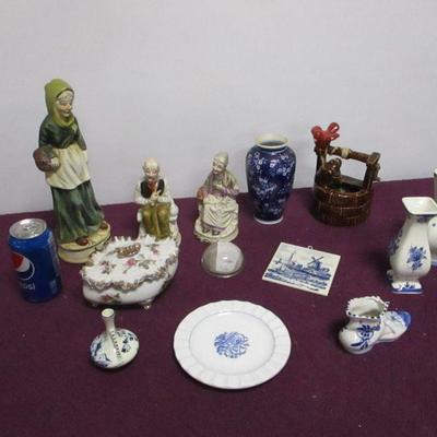Lot 38 - Ceramic Porcelain Collection 