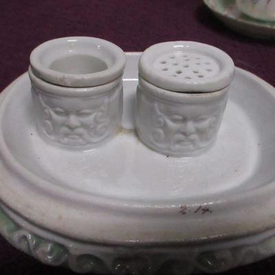 Lot 41 - China Tea Cups & Saucers & Bowls