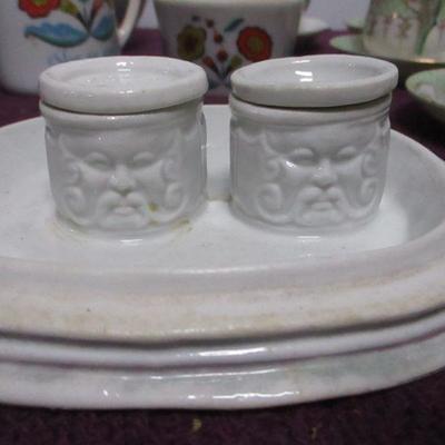 Lot 41 - China Tea Cups & Saucers & Bowls