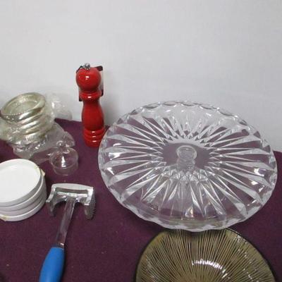 Lot 43 - Home Decor Items