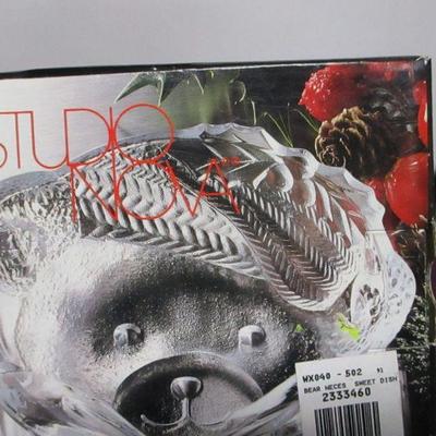 Lot 43 - Home Decor Items