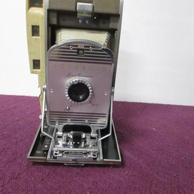 Lot 58 - Polaroid Land Camera 800