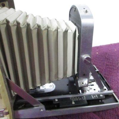 Lot 58 - Polaroid Land Camera 800