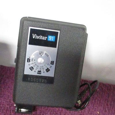 Lot 62 - Vivitar 91 & Minolta Auto 25 Electric Flash