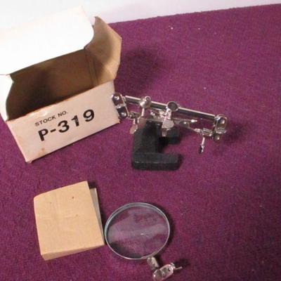 Lot 71 - P-319 Optical Viewer