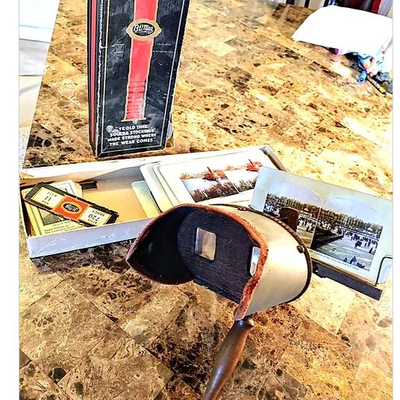 Stereoscopic w/ Cards