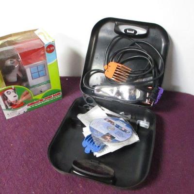 Lot 84 - Wahl Pet Grooming Kit & Coin Bank