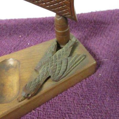 Lot 86 - Pipe Holder Gun Shaped