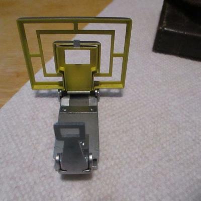 Lot 96 - Camera Accessory 
