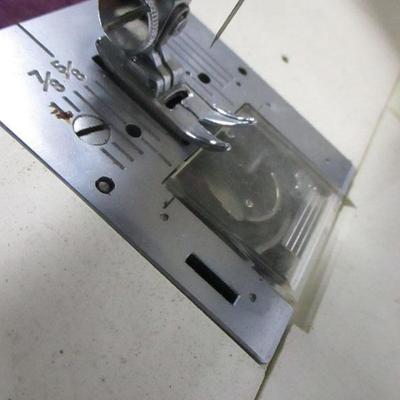 Lot 102 - Kenmore 30 Stitch Electric Free Arm Sewing Machine Model 385 1884180 