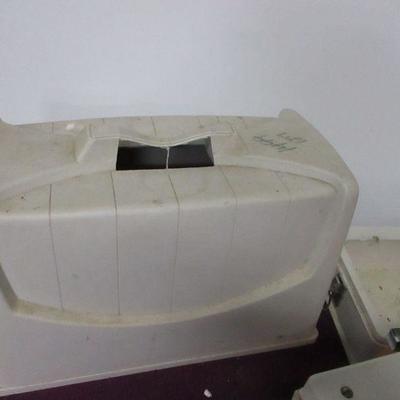 Lot 104 - Dressmaker Sewing Machine