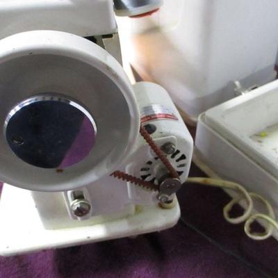 Lot 104 - Dressmaker Sewing Machine