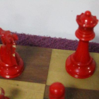 Lot 109 - Bakelite? Chess Set