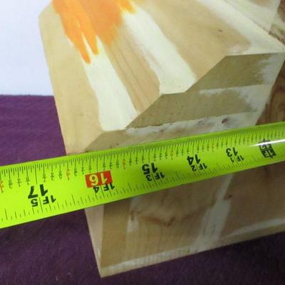 Lot 113 - Birdhouse