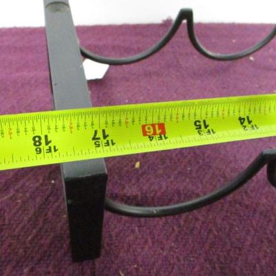 Lot 115 - Decorative Home Decor Items