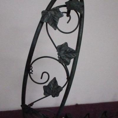 Lot 115 - Decorative Home Decor Items