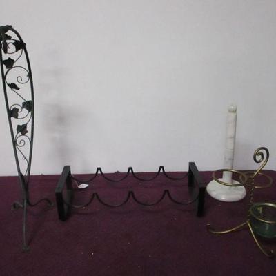 Lot 115 - Decorative Home Decor Items