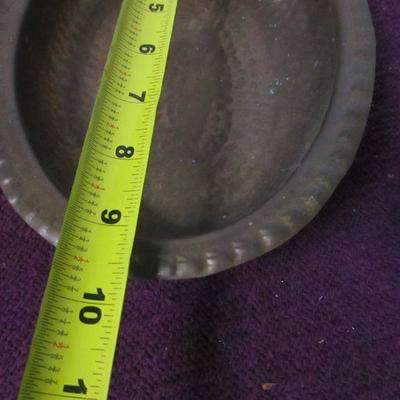 Lot 119 - Copper Serving Bowl & Wall Decor