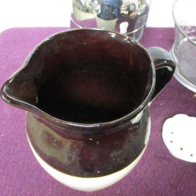 Lot 130 - Home Decor - Pitcher Coffee Pot