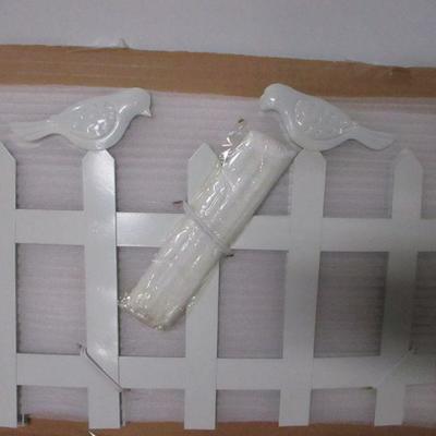 Lot 131 - Decorative Items