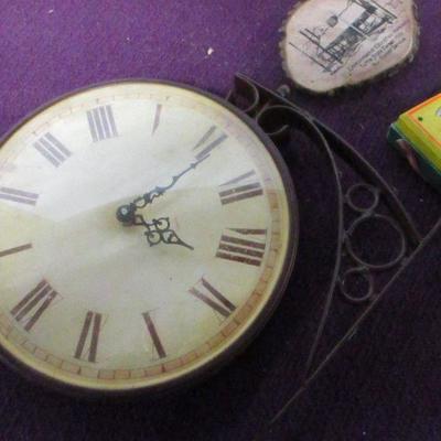 Lot 131 - Decorative Items