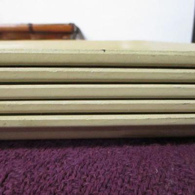 Lot 132 - Trays & Storage