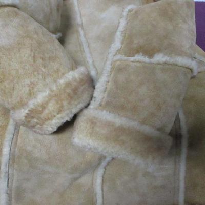Lot 135 - Wilsons Suede & Leather Coat
