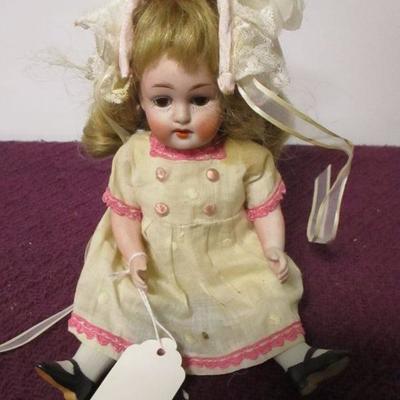 Lot 144 - Hertel Schwab German Character Baby #208
