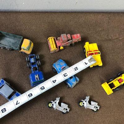 Lot #14 Vintage hot wheel cars, 9 items