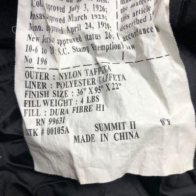 Lot #35 NORTHPEAK SUMMIT II Sleeping bag with stuff sack