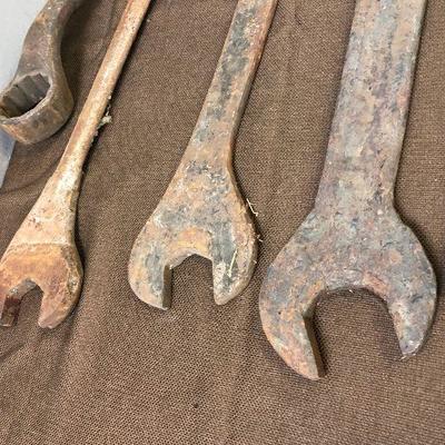 Lot #90 Antique and Vintage Machine Tools