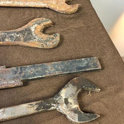 Lot #90 Antique and Vintage Machine Tools