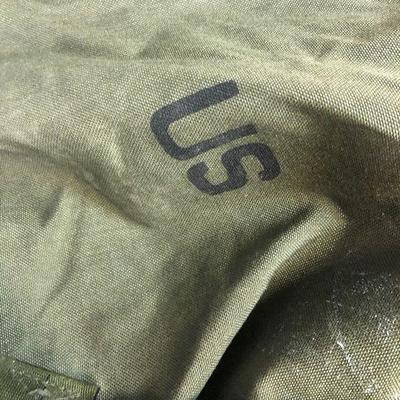 Lot # 111 US Army duffel bag - US Airforce