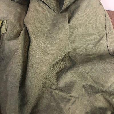 Lot # 111 US Army duffel bag - US Airforce