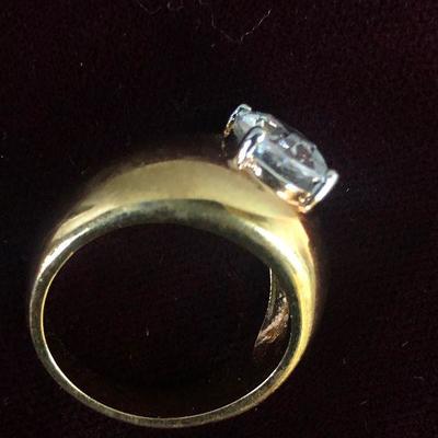 Lot #133 Cigar Band Ladies Ring Semi precious Stone Oval FauxDiamond 