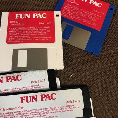 Lot # 181 HEADSTART Fun Pack Vintage Software 