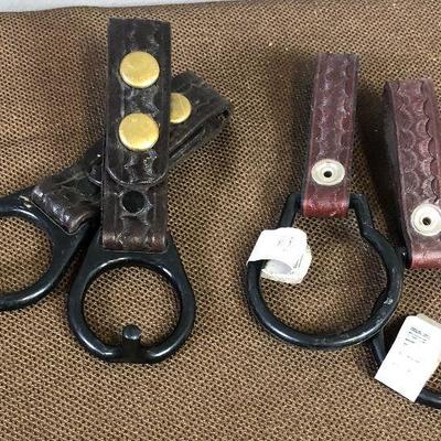 Lot # 191 2 retainer rings and 2 Billy club rings 