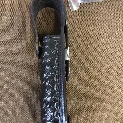 Lot # 192 Leather lot of 6 stinger cases Leather duty Belt