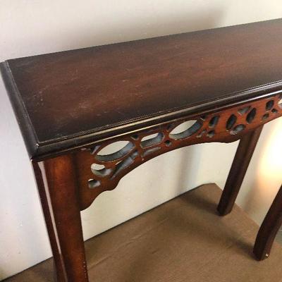 Lot # 194 Mahogany Entry Table 