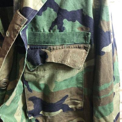 Lot # 199 Men's BDU Woodland Camo Shirt 